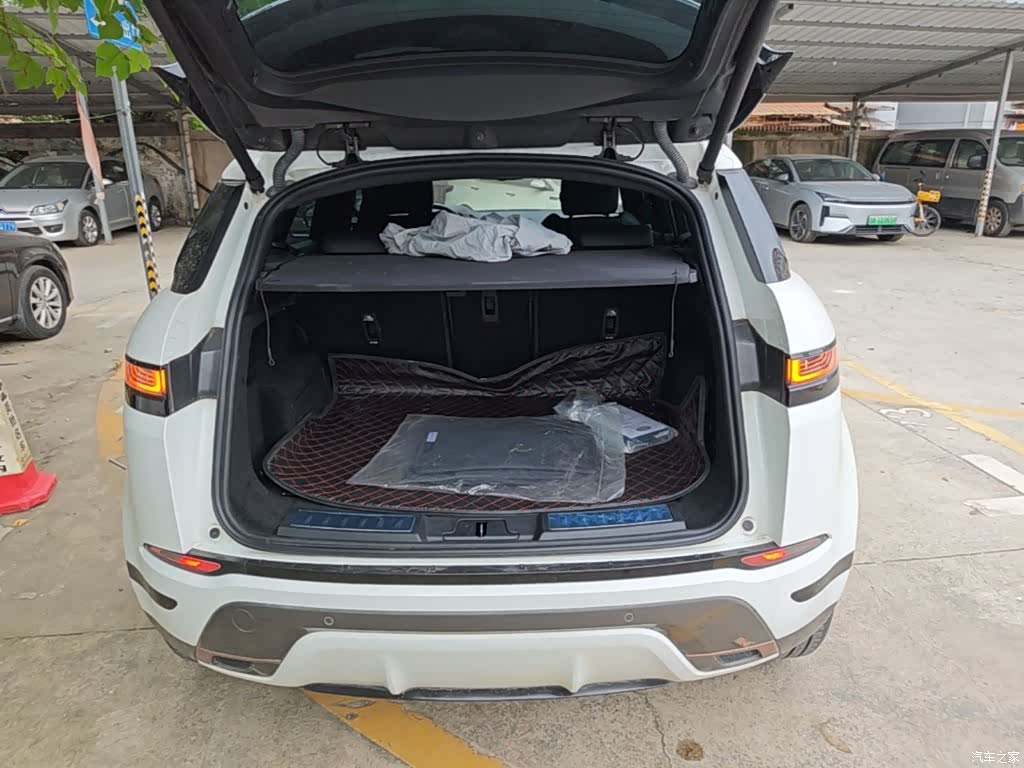 Land Rover Range Rover, 2020 19
