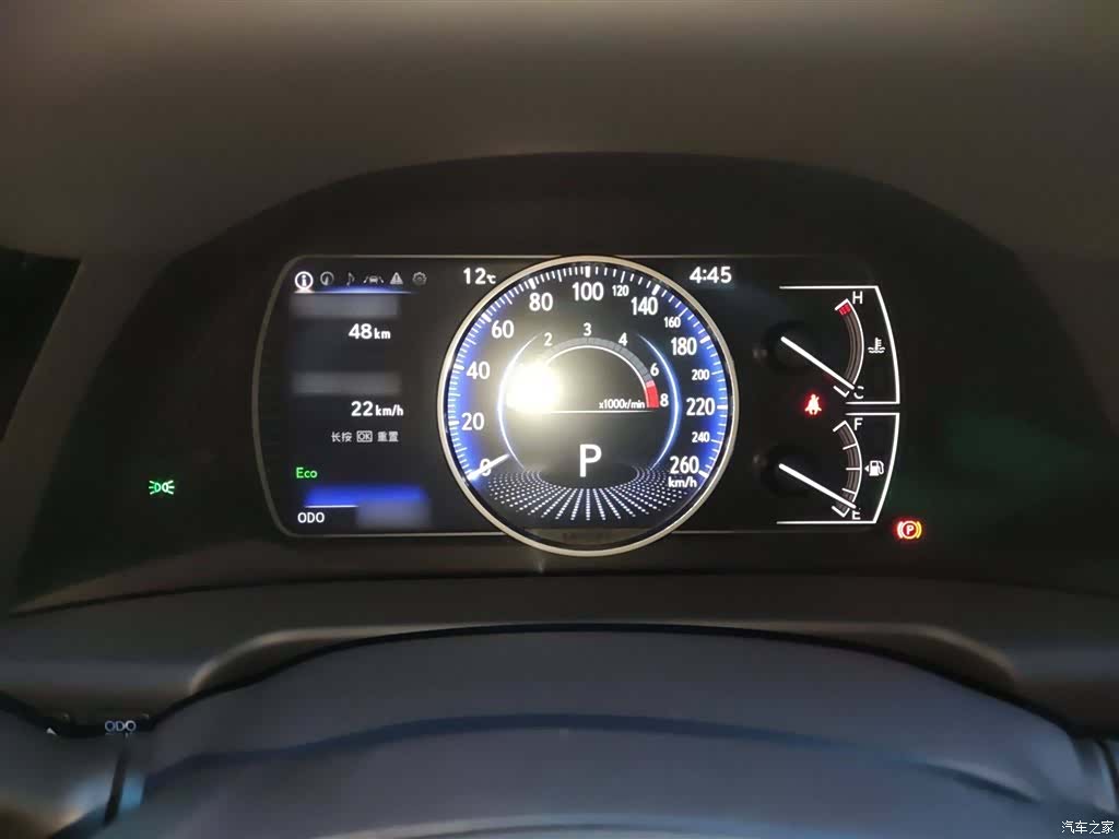 Lexus ES, 2024 4