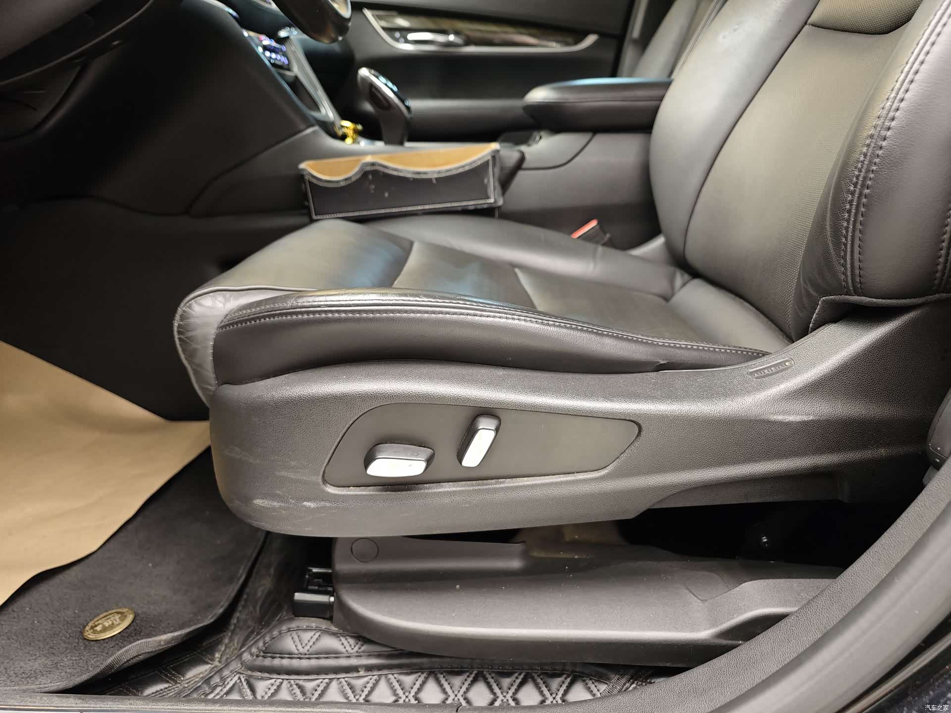 Cadillac XT5, 2018 12