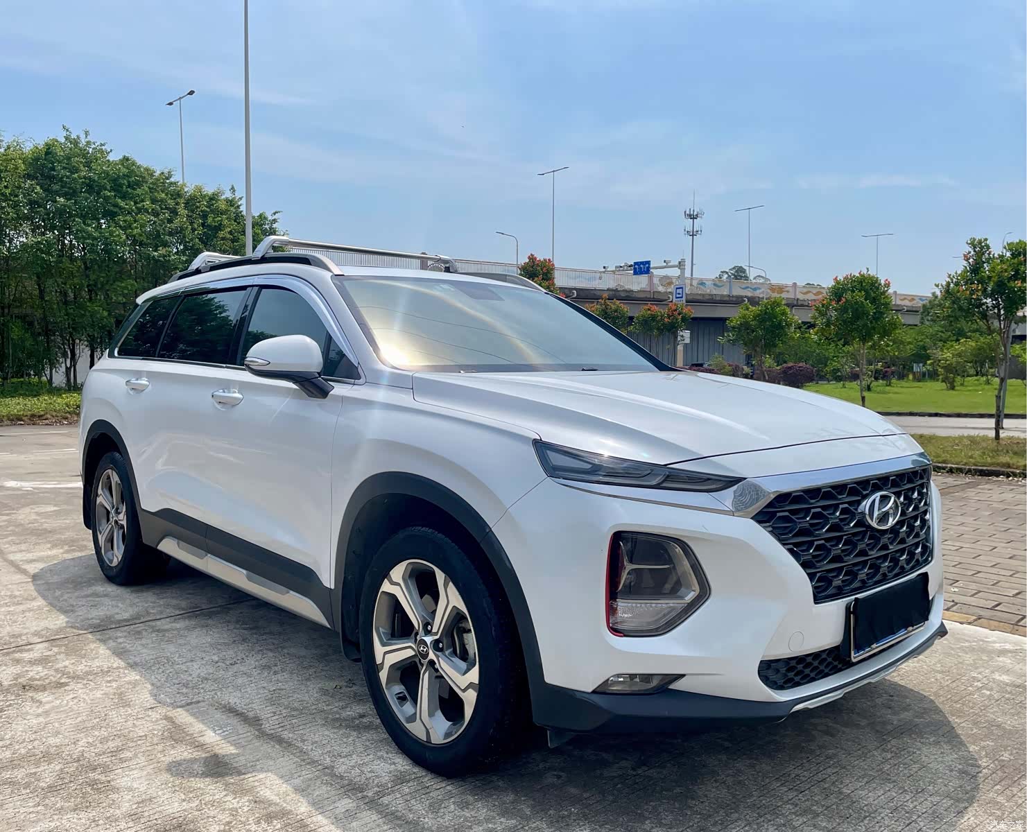 Hyundai Santa Fe, 2019 3