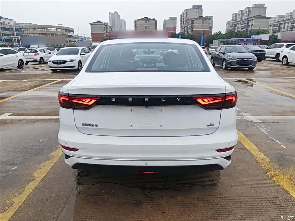 Geely Emgrand, 2023 6
