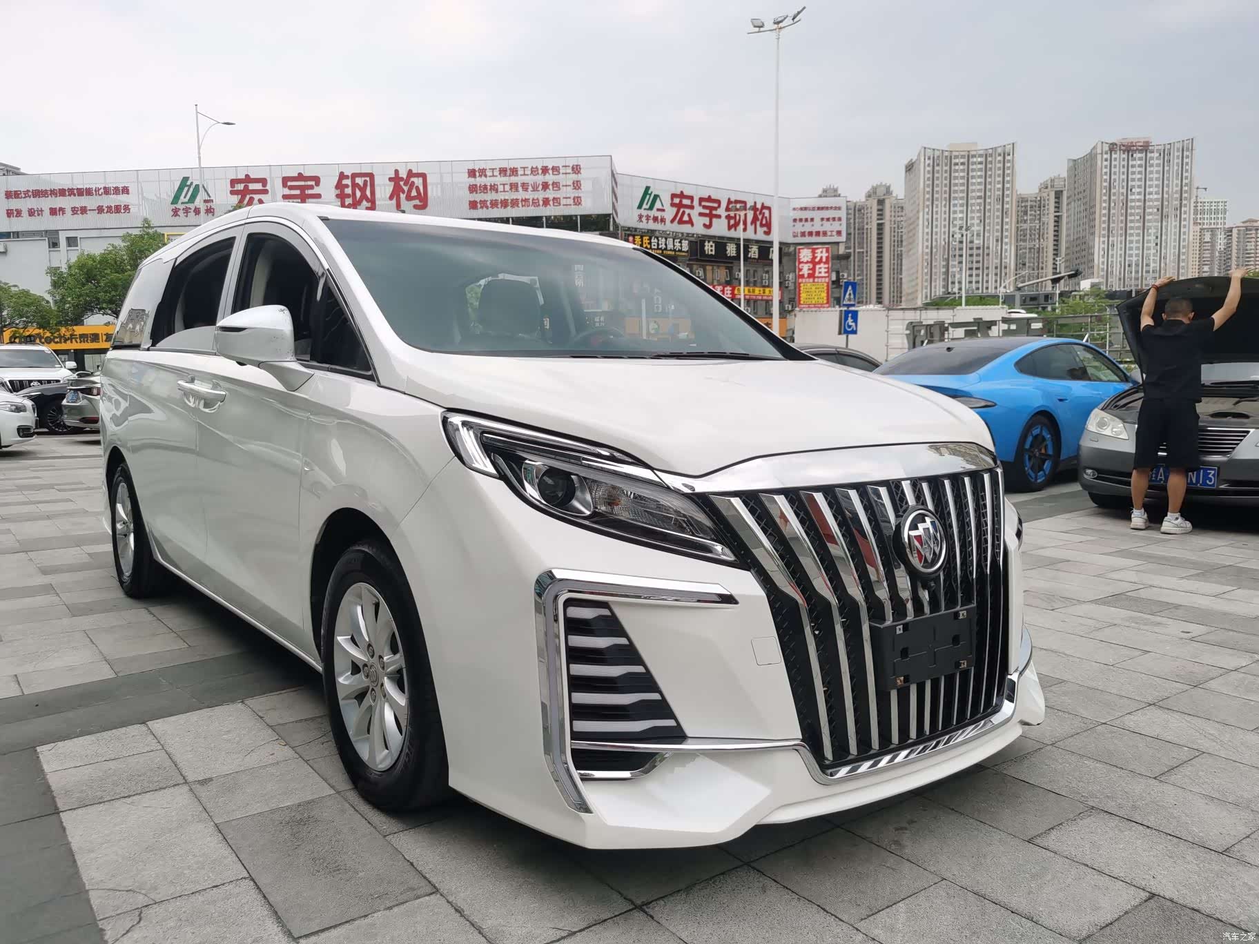 Buick GL8, 2020 2