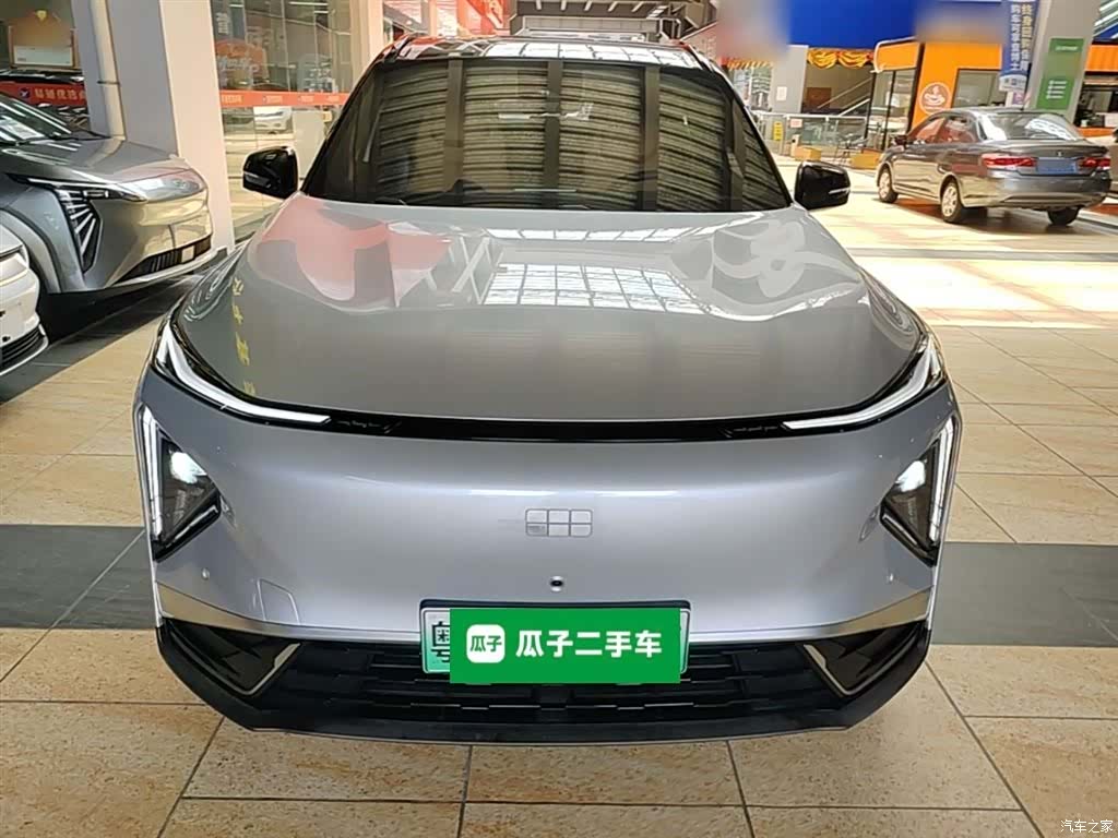 Geely Galaxy L7, 2025 3