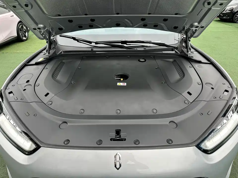 AITO Ask the world M5