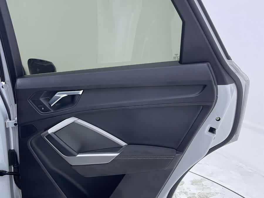 Audi Q3 2022, фото 13