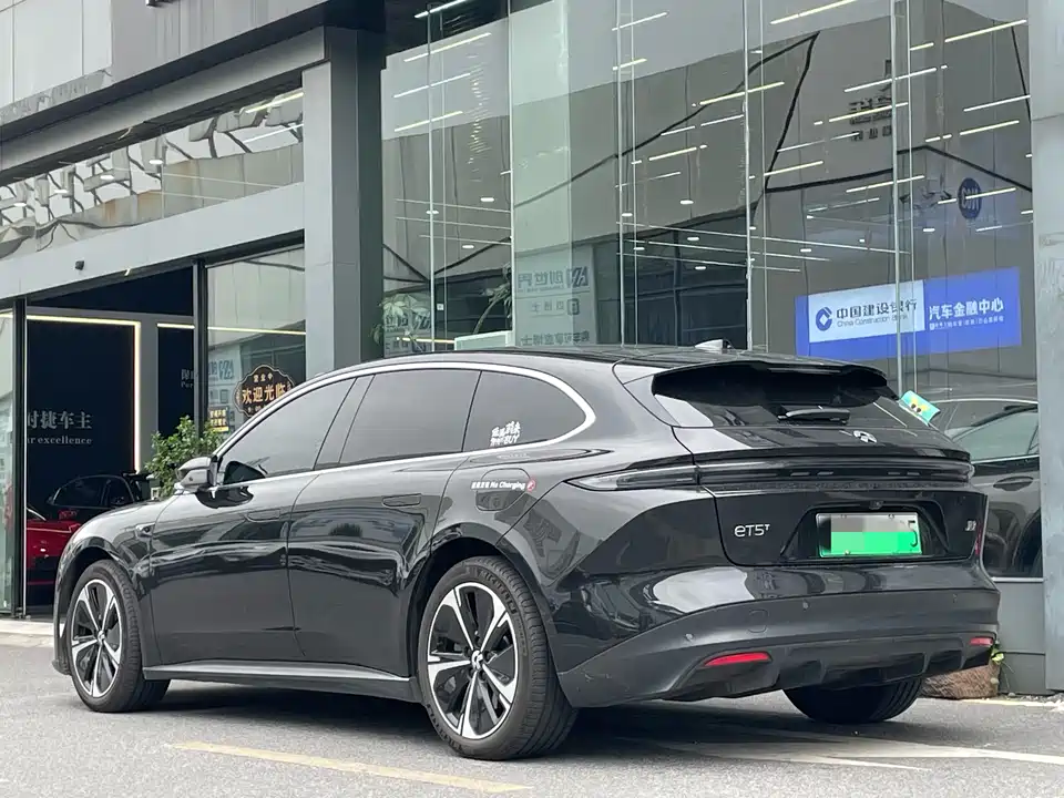 NIO ET5T