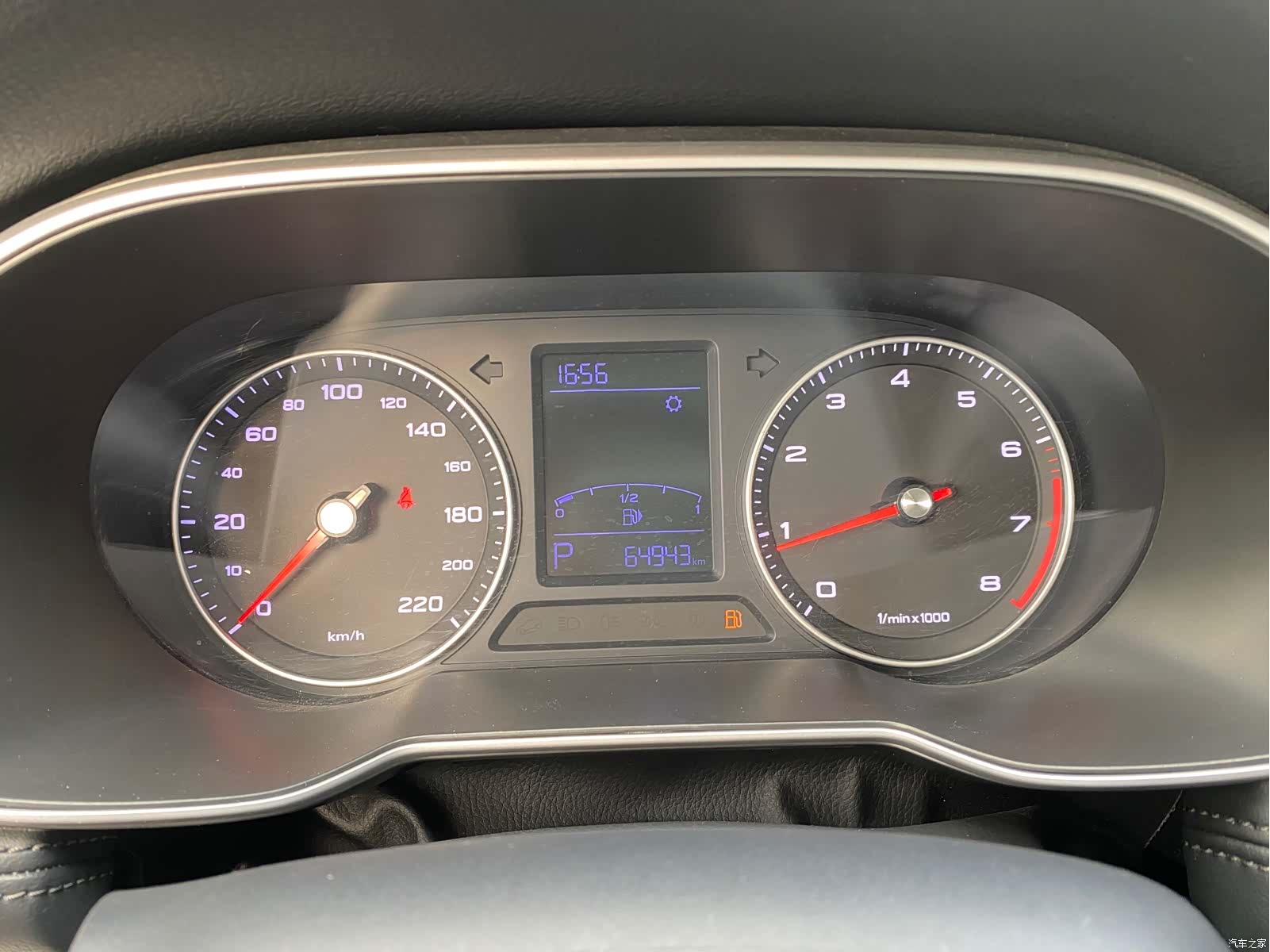 Roewe RX3, 2019 все фото