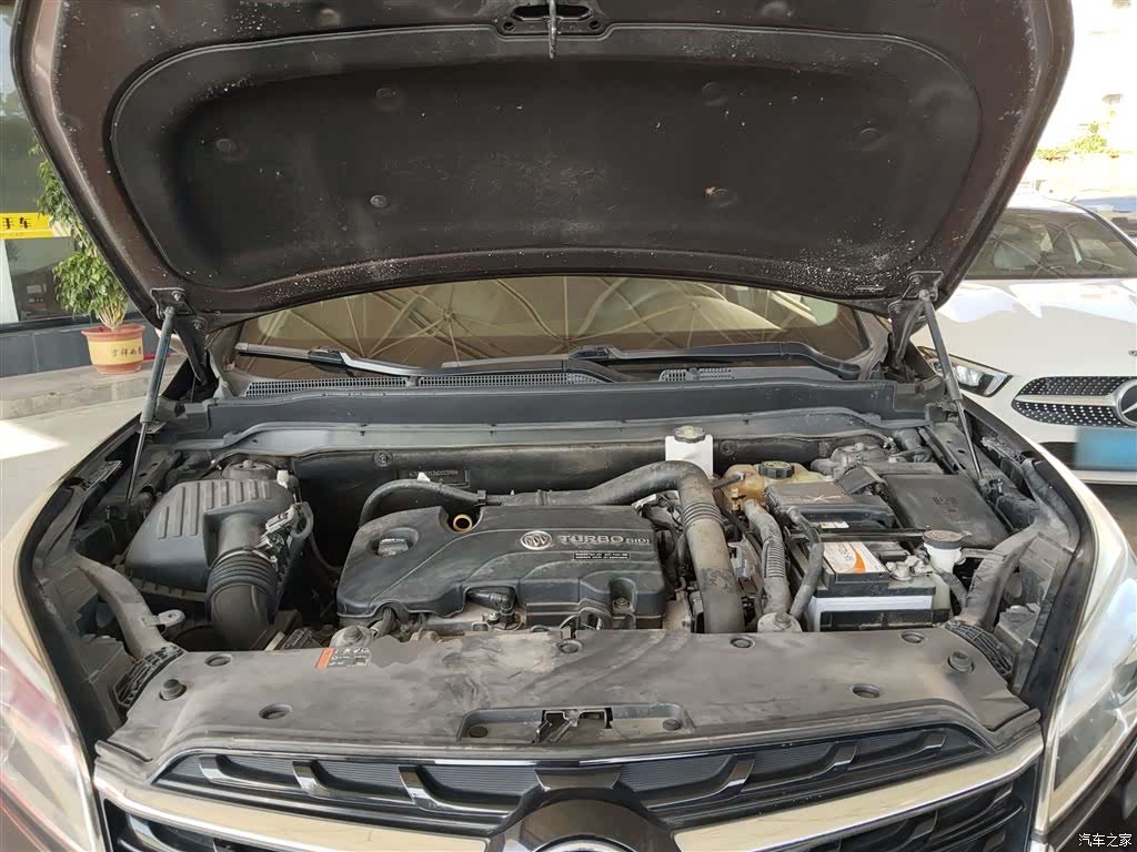 Buick Envision Plus, 2021 10