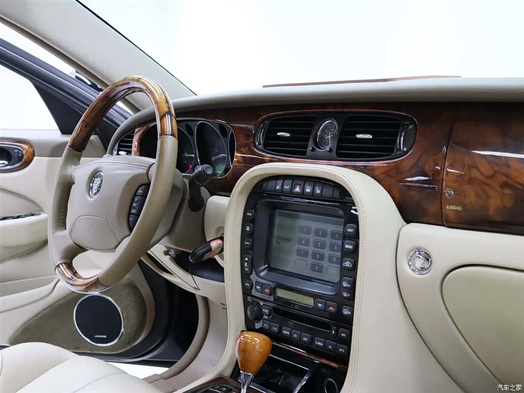 Jaguar XJ, 2005 12