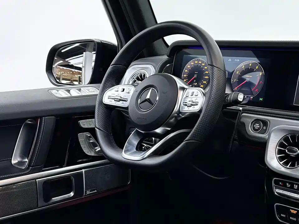 Mercedes-Benz G-class