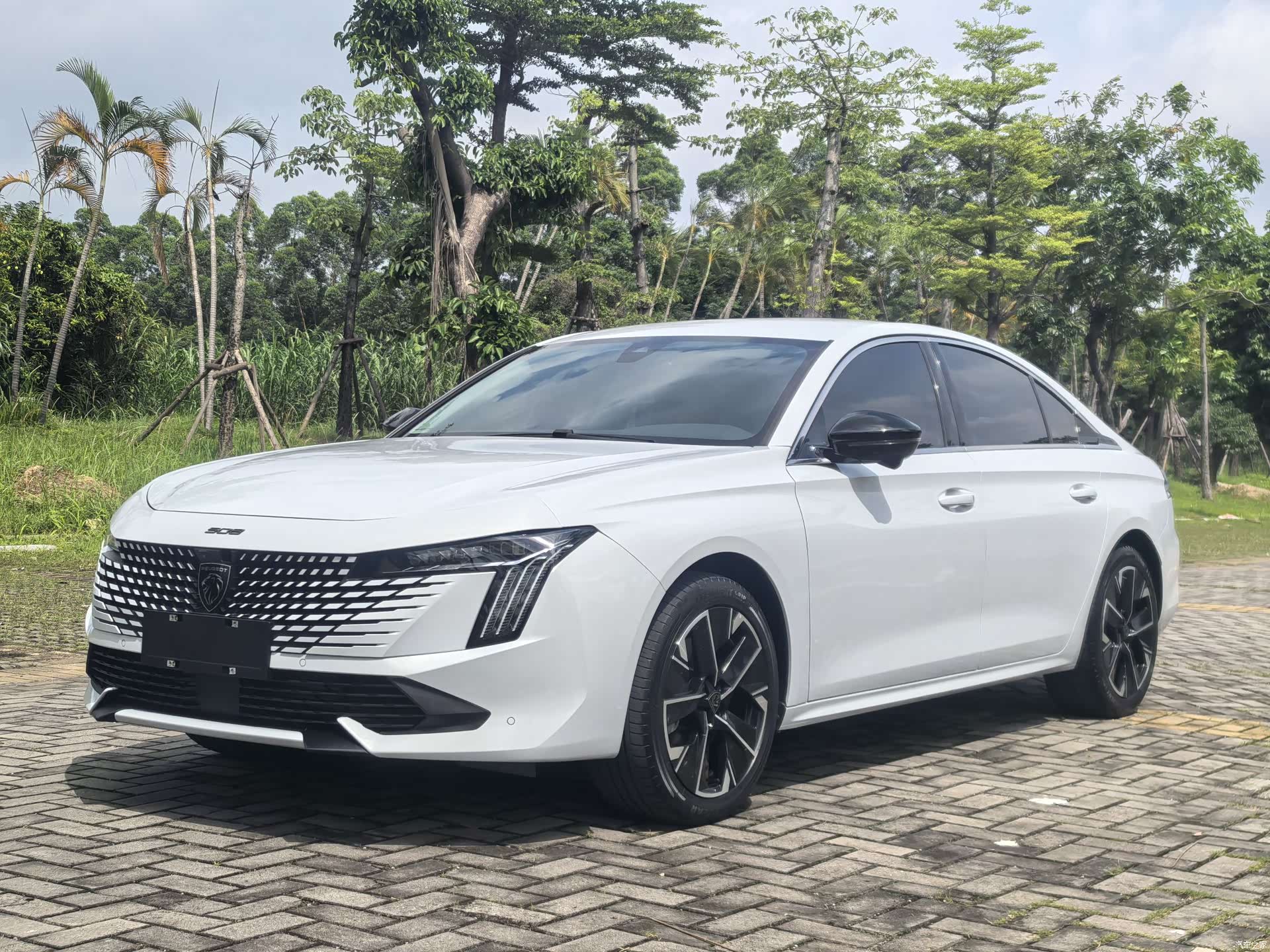 Peugeot 508L