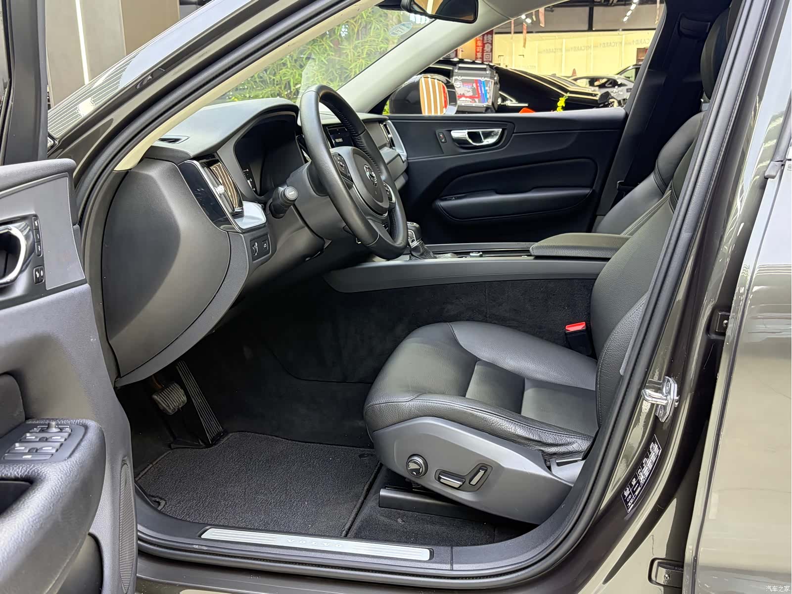 Volvo XC60, 2018 4