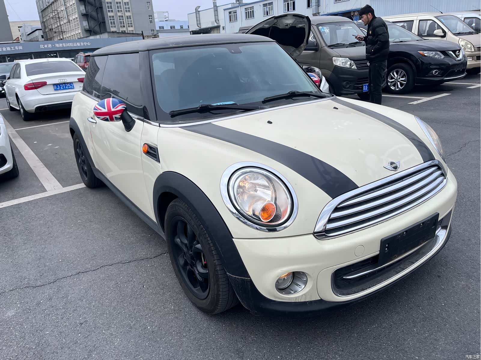 Mini Cooper, 2012 3