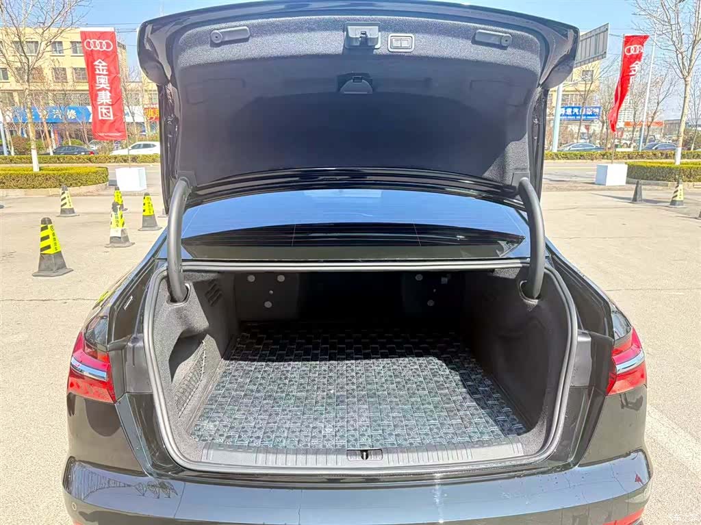 Audi A6L, 2024 3