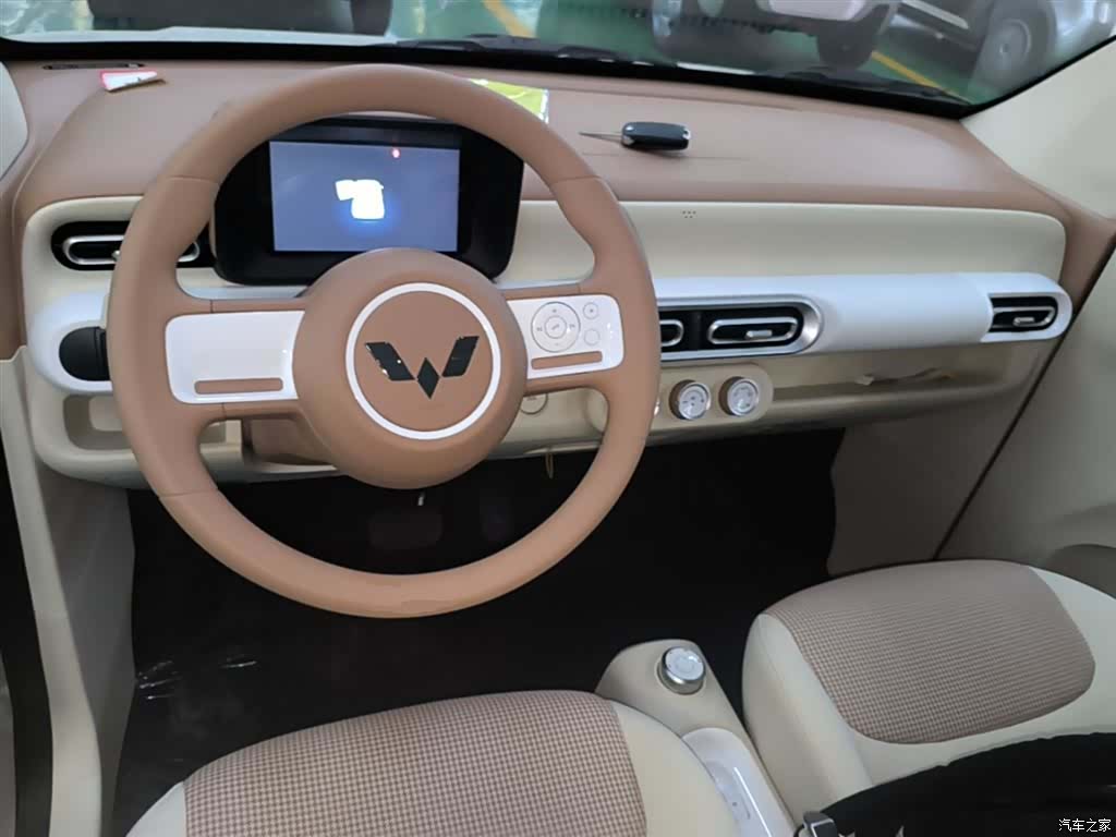 Wuling MINIEV, 2026 10