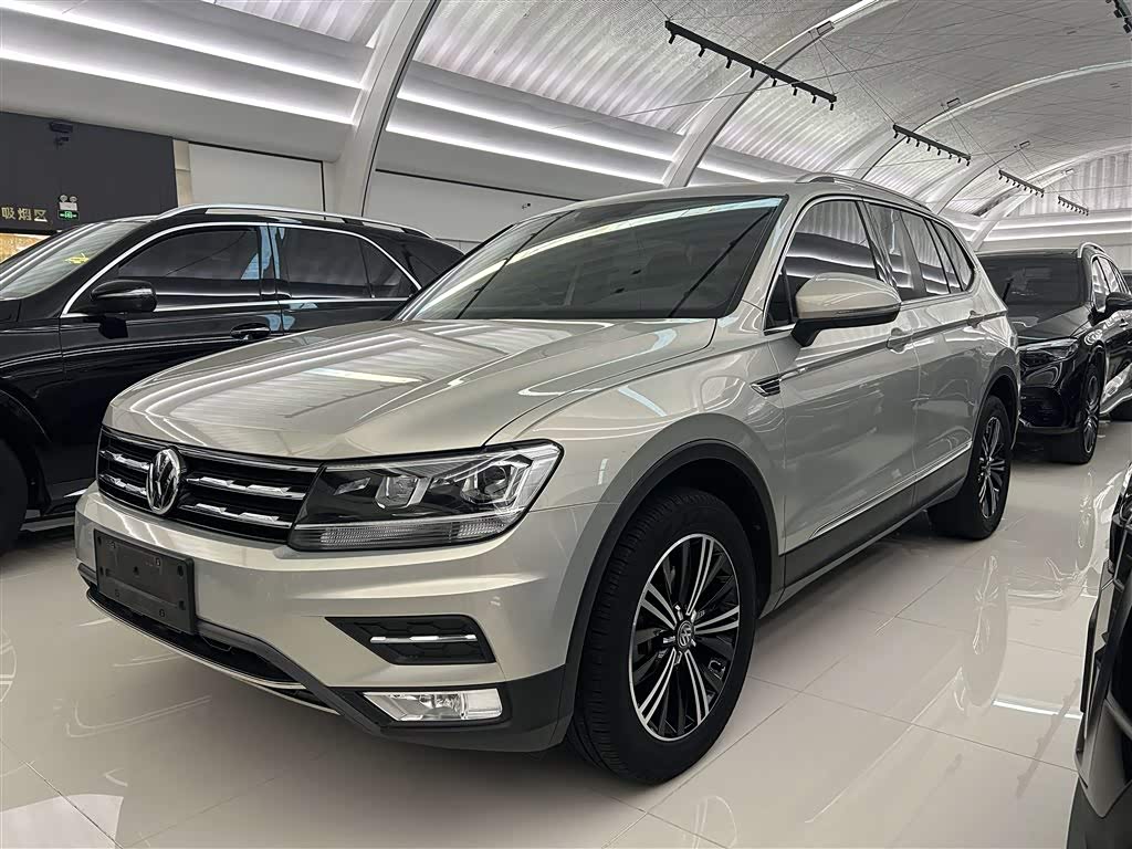 Volkswagen Tiguan L