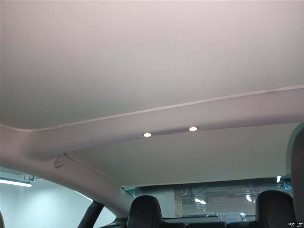 Tesla Model 3, 2019 7