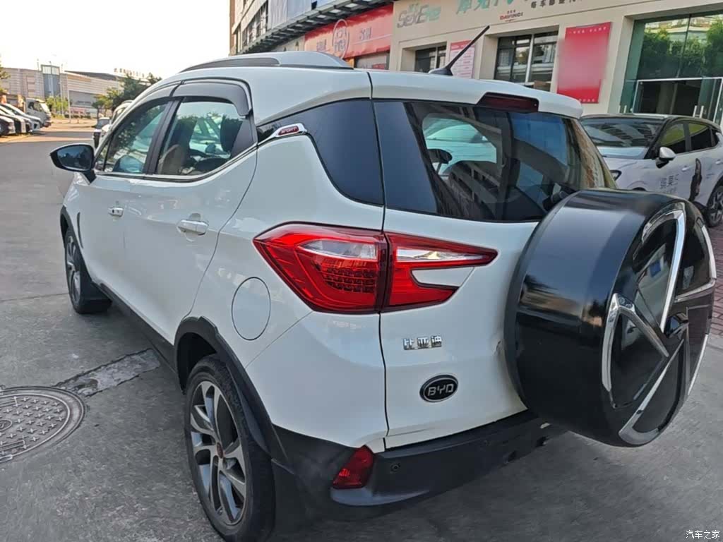 BYD Yuan, 2016 все фото