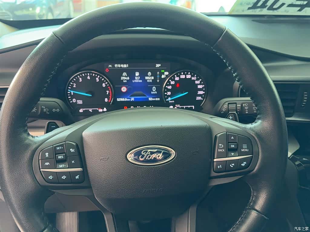 Ford Explorer, 2021 4