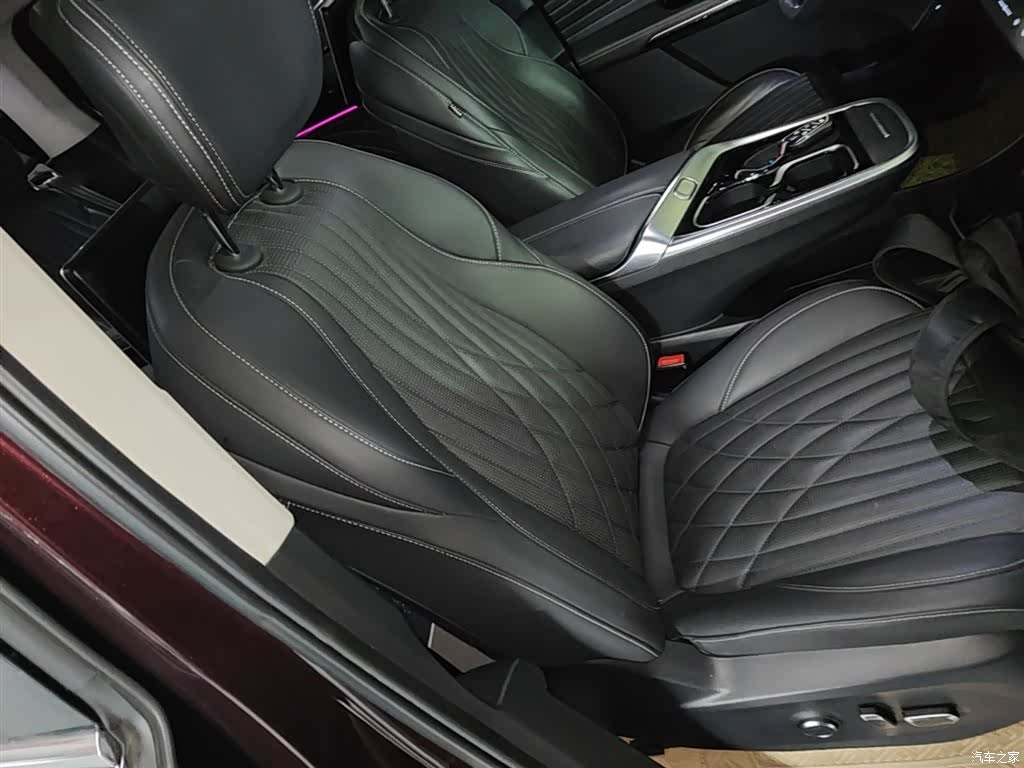 Maxus G90, 2022 25
