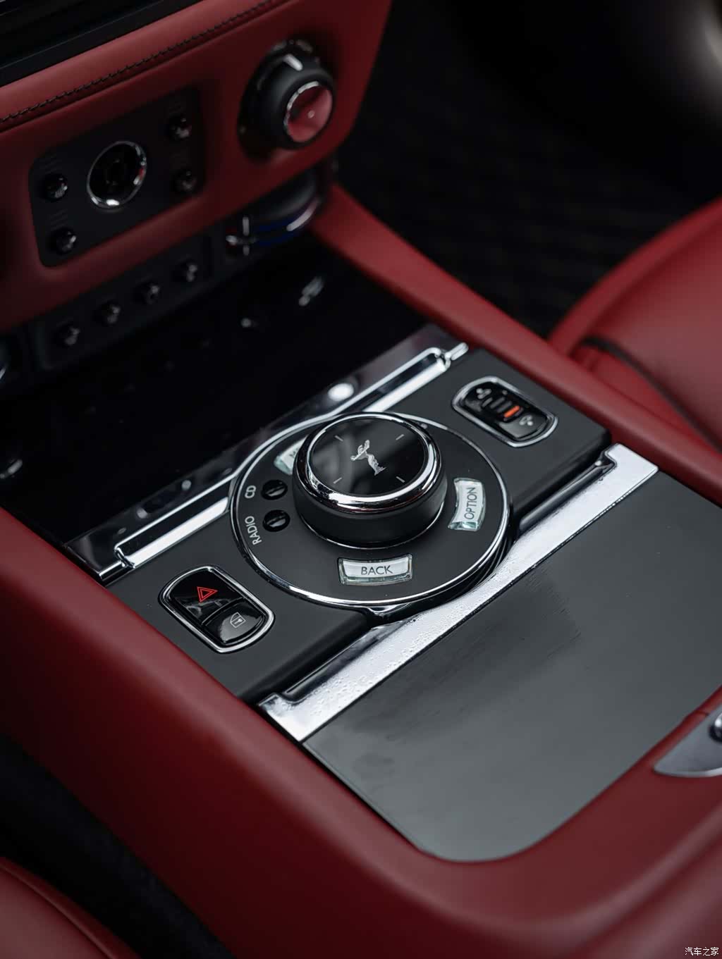 Rolls-Royce Wraith, 2017 16
