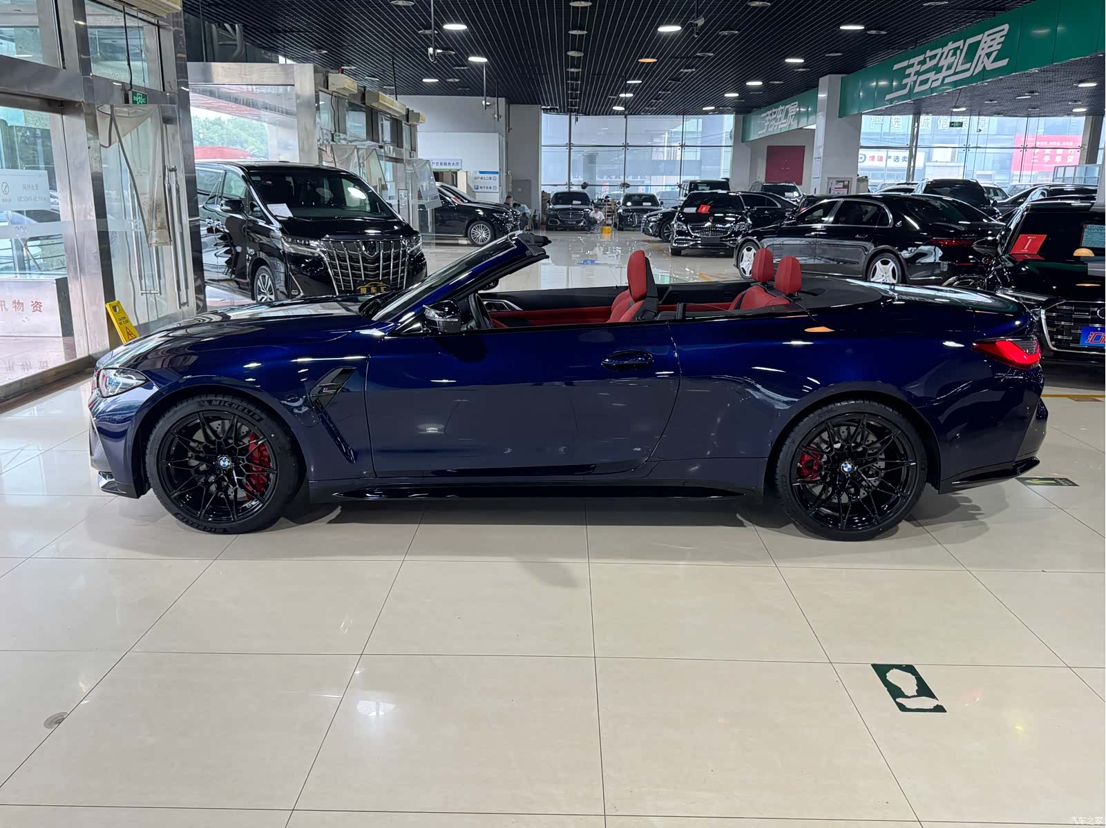 BMW M4, 2024 все фото