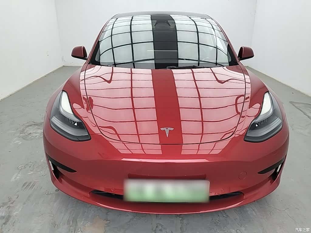 Tesla Model 3, 2022 3