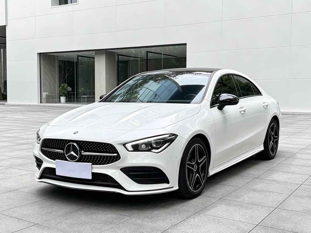 Mercedes-Benz CLA
