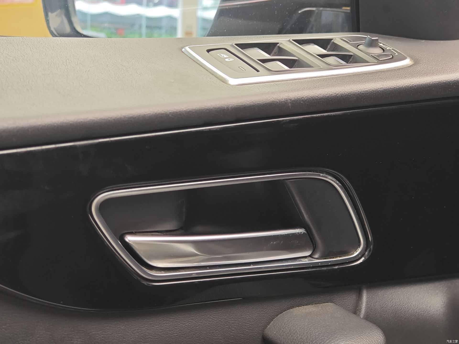 Jaguar F-PACE, 2018 10