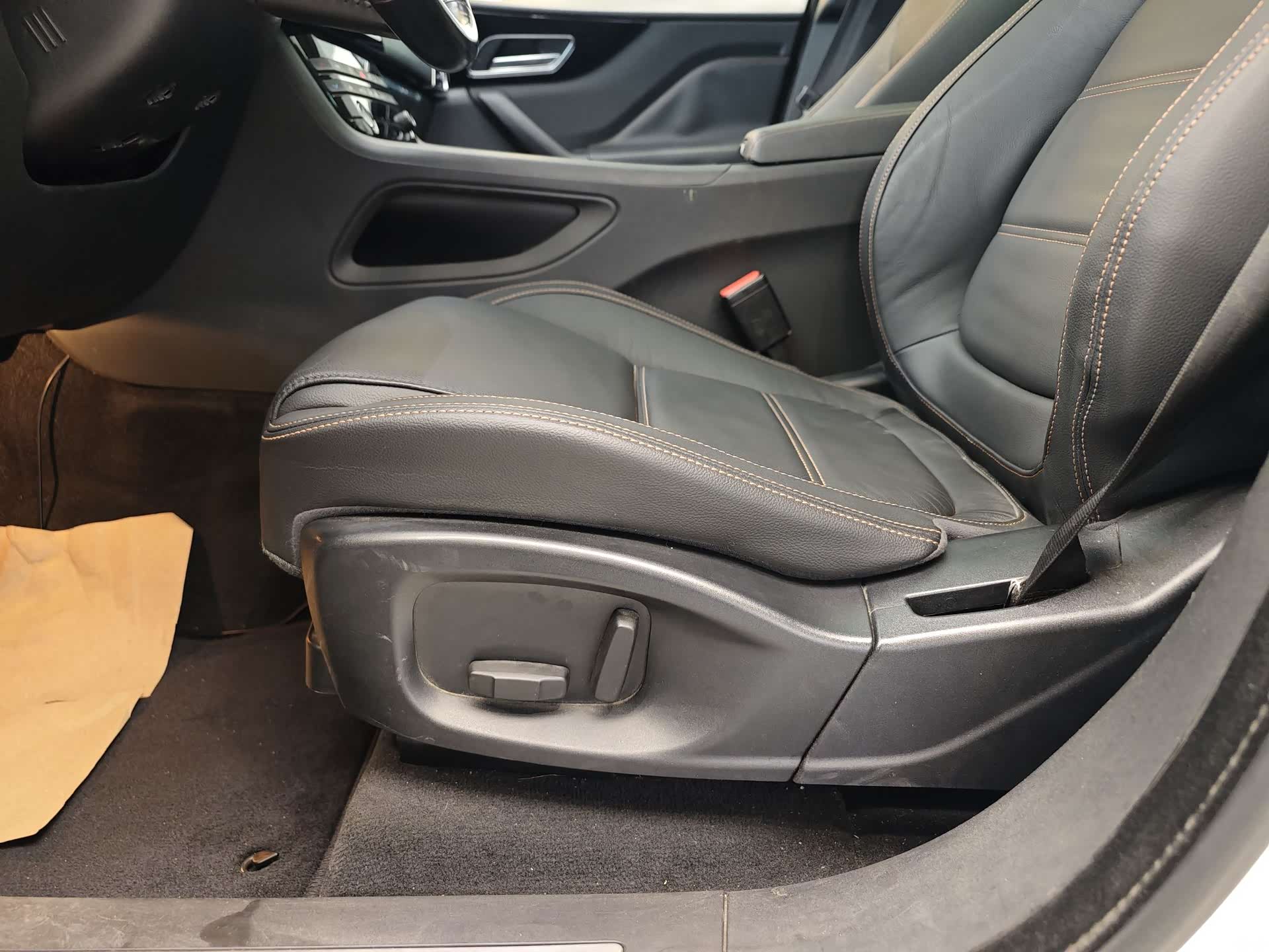 Jaguar F-PACE, 2018 12