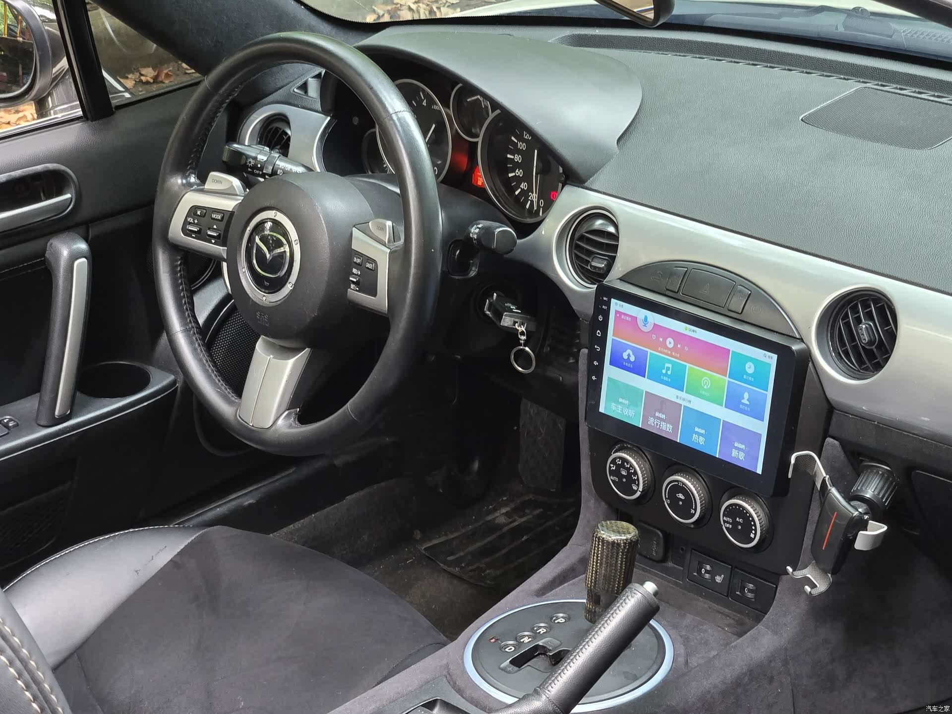 Mazda MX-5, 2010 6