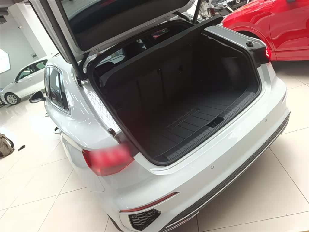 Audi A3, 2023 все фото