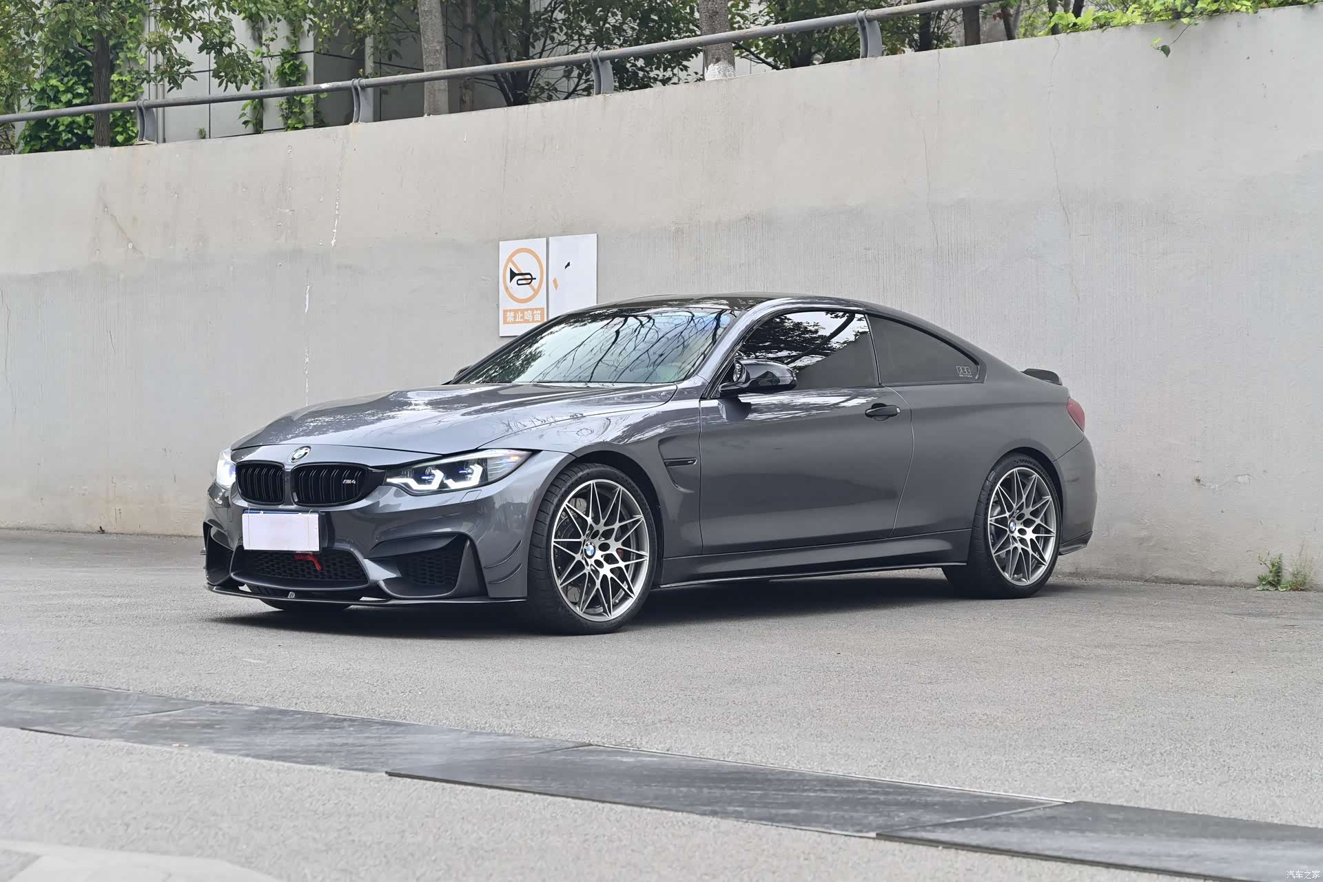 BMW M4, 2017 1