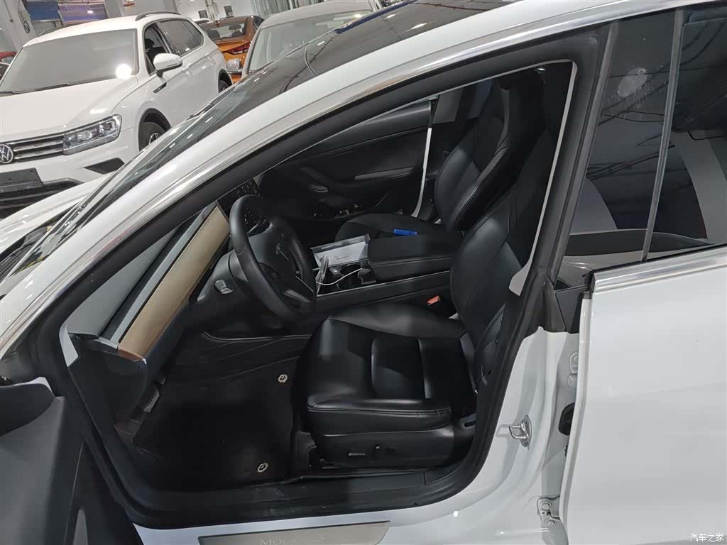 Tesla Model 3, 2020 7