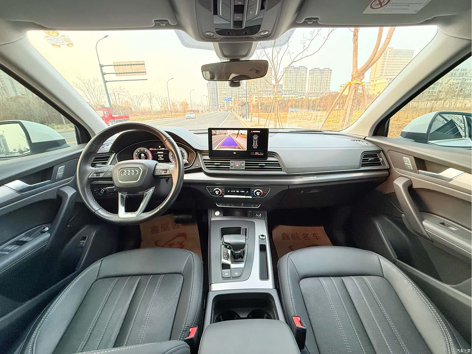Audi Q5L, 2024 11