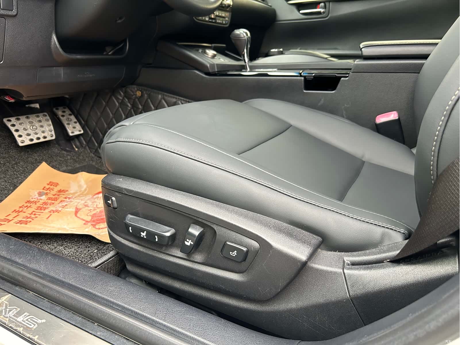Lexus ES, 2013 11