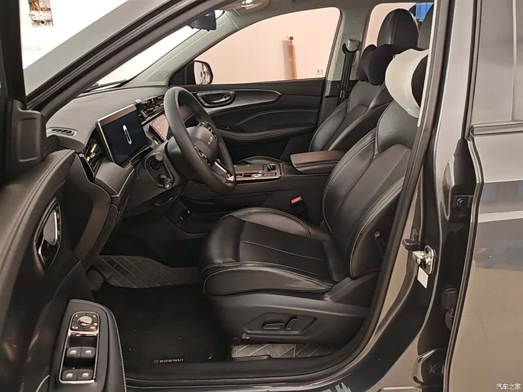 Roewe RX5, 2022 15