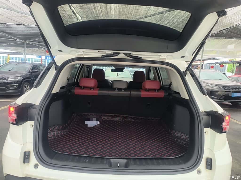 DongFeng AX7, 2021 19