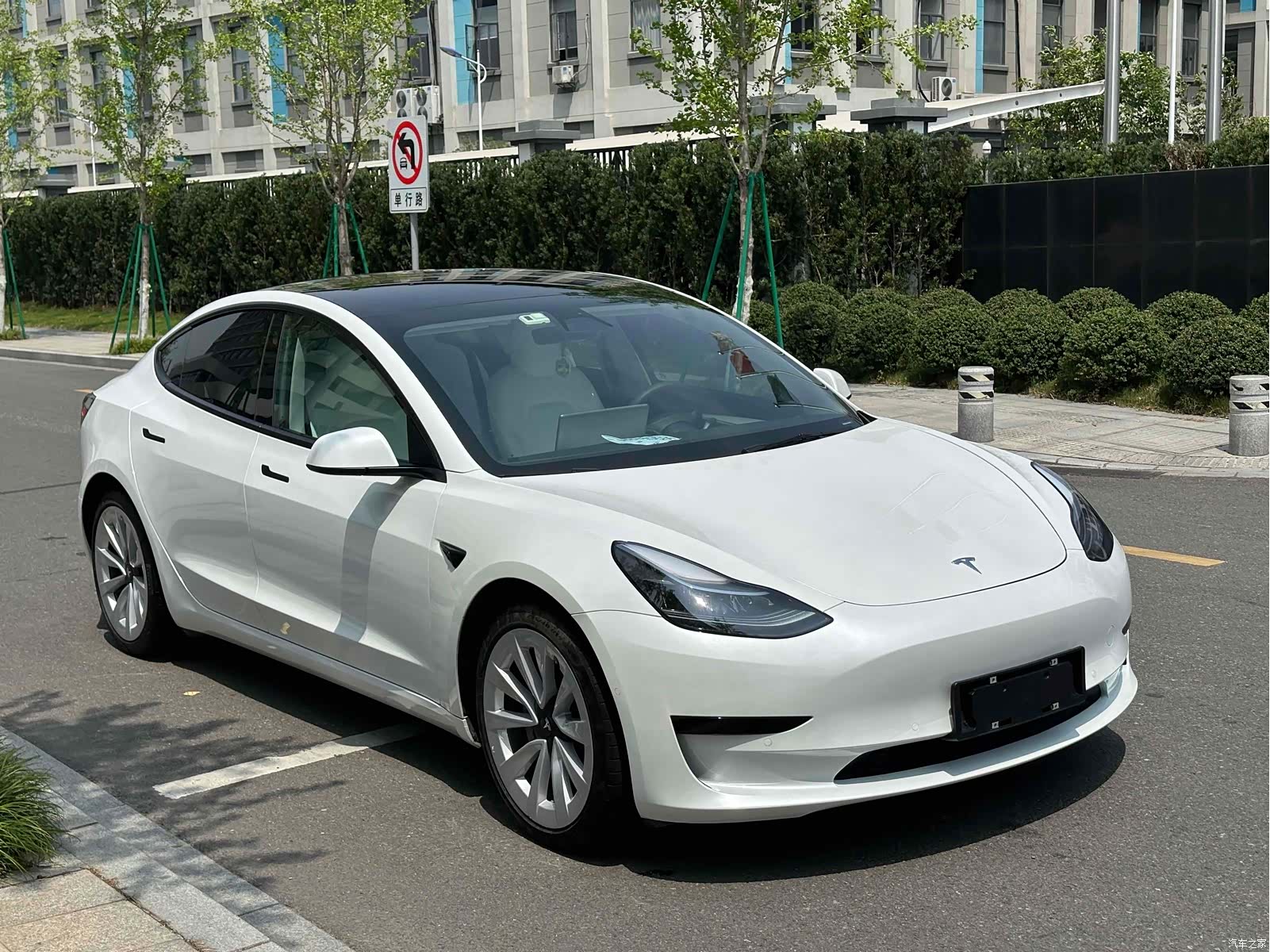 Tesla Model 3, 2020 3