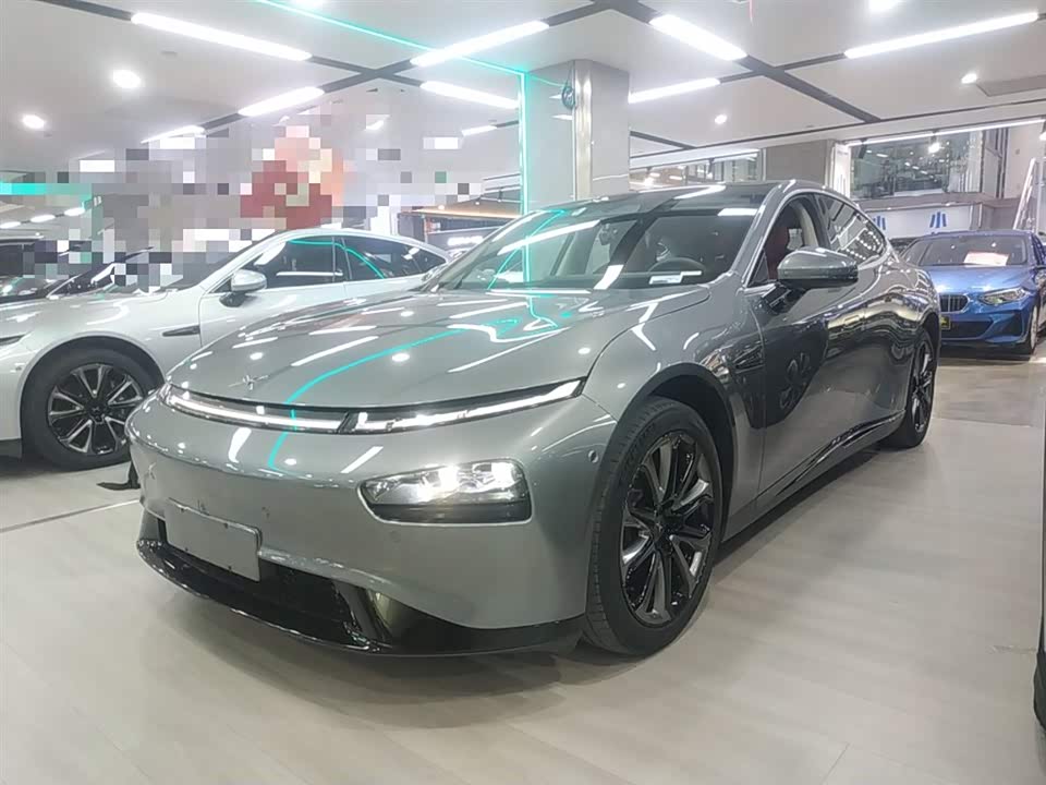 XPENG P7