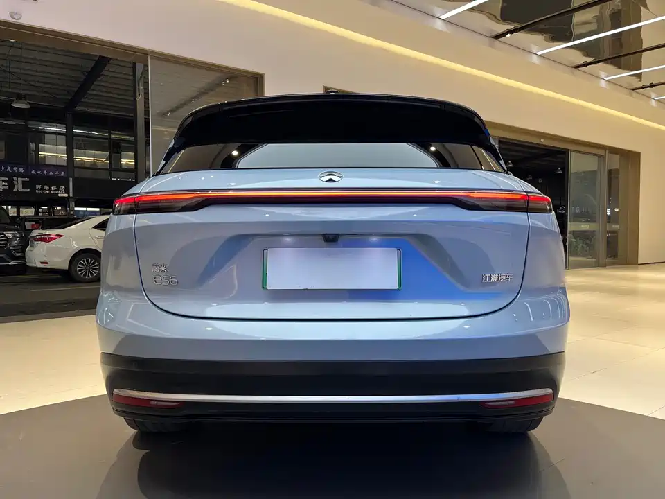NIO ES6