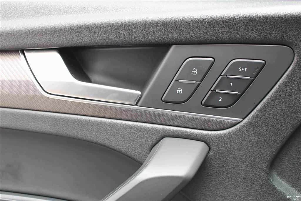 Audi Q5L, 2021 10