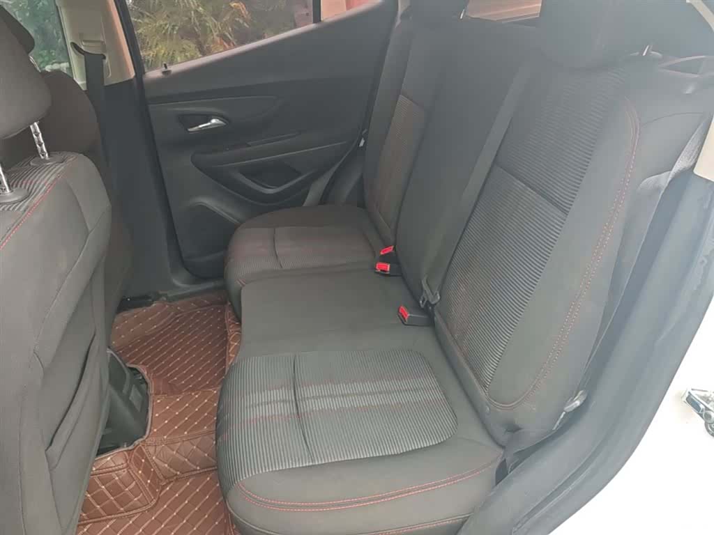 Buick Encore, 2019 17