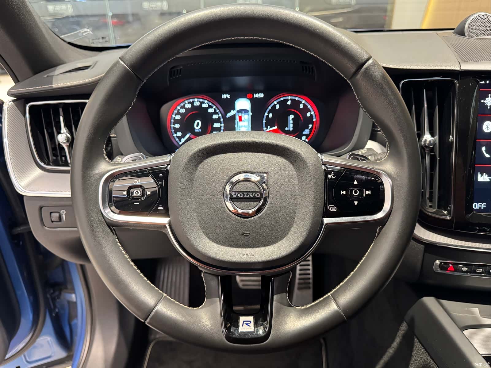Volvo XC60, 2019 13