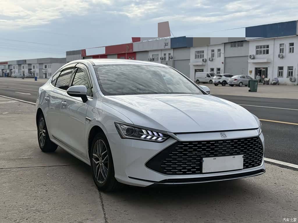 BYD Qin, 2022 3