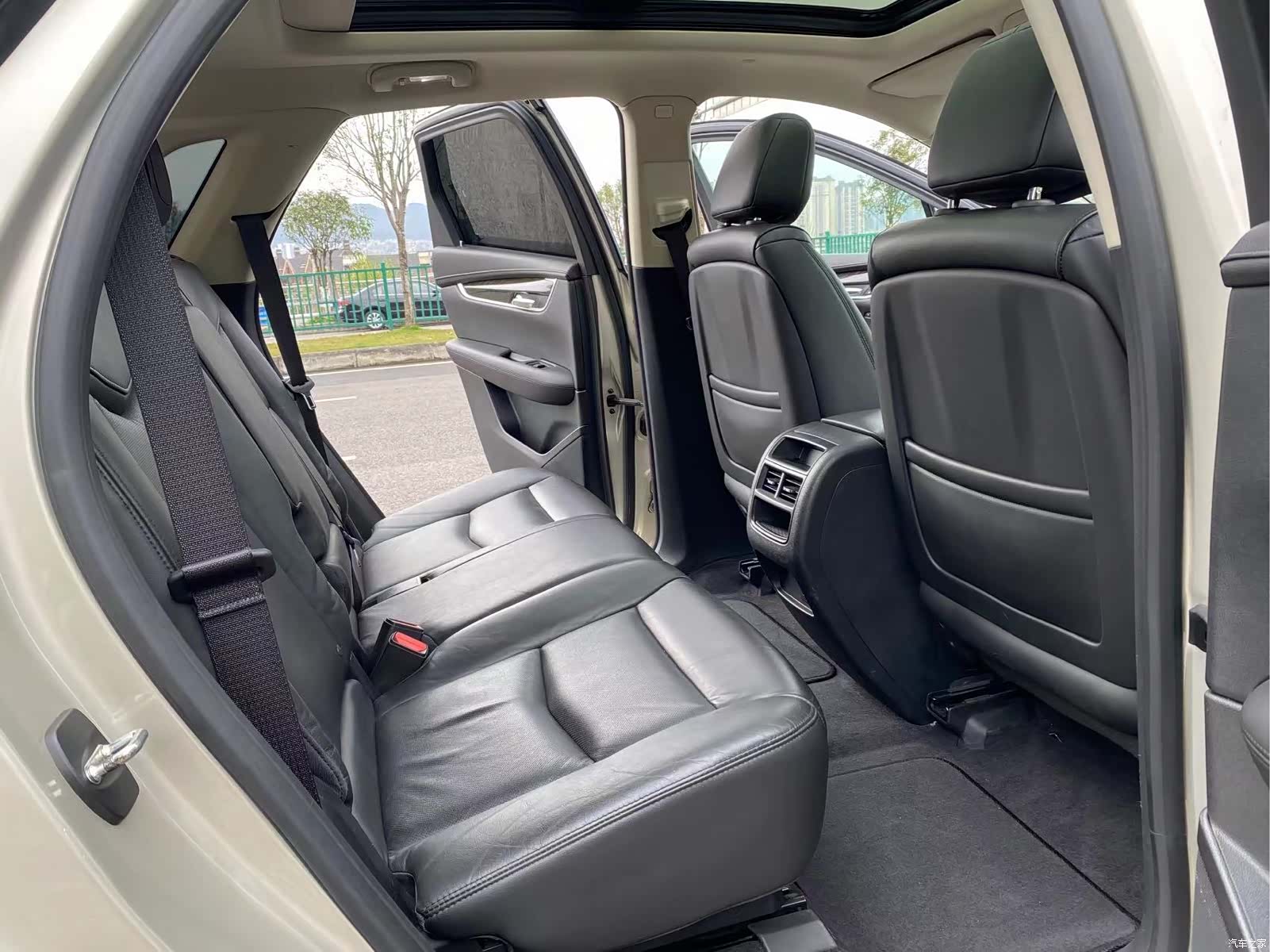 Cadillac XT5, 2017 9
