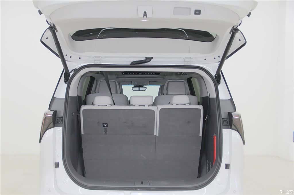 Buick GL8, 2024 33