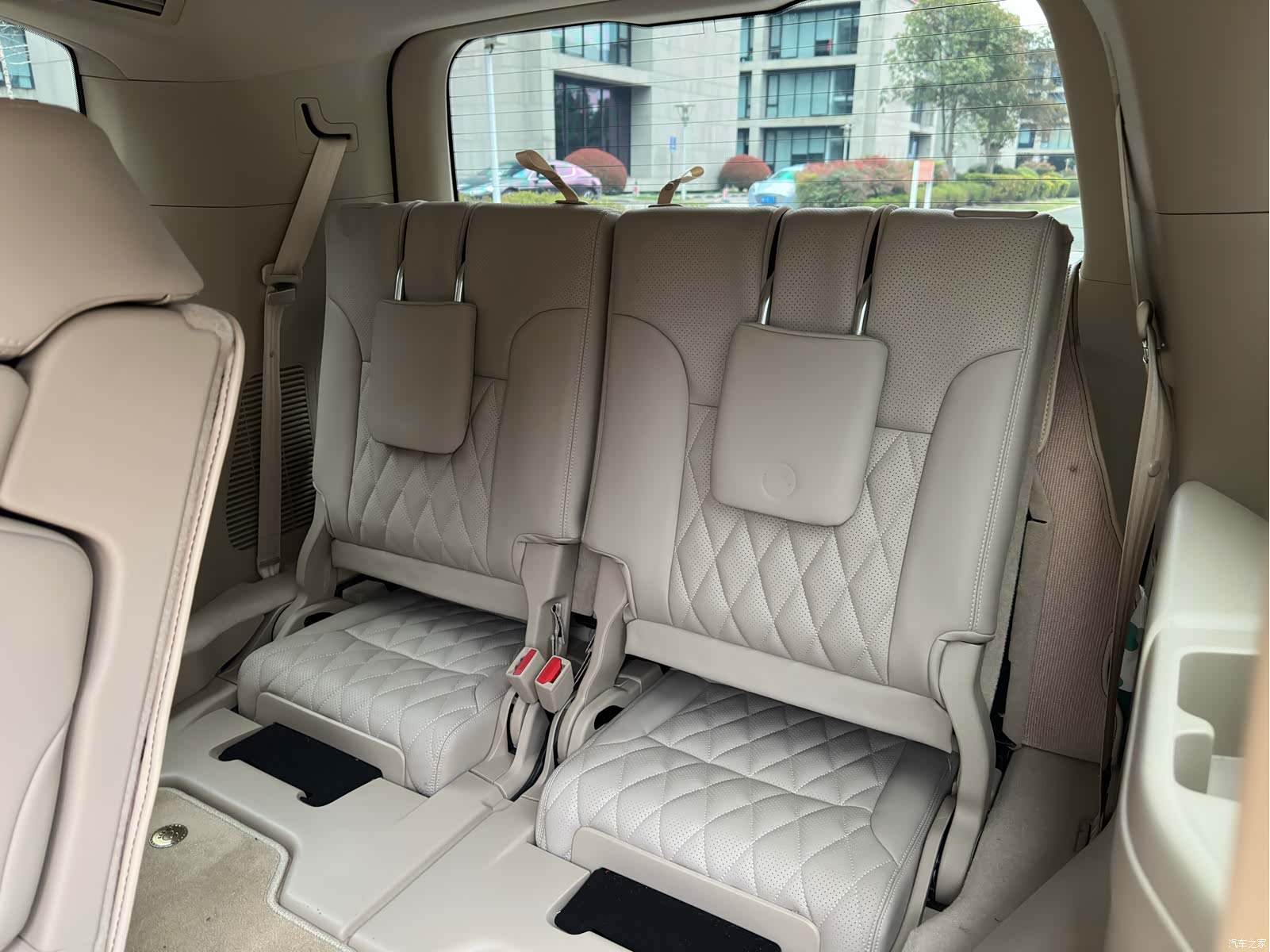 Toyota Land Cruiser, 2023 17