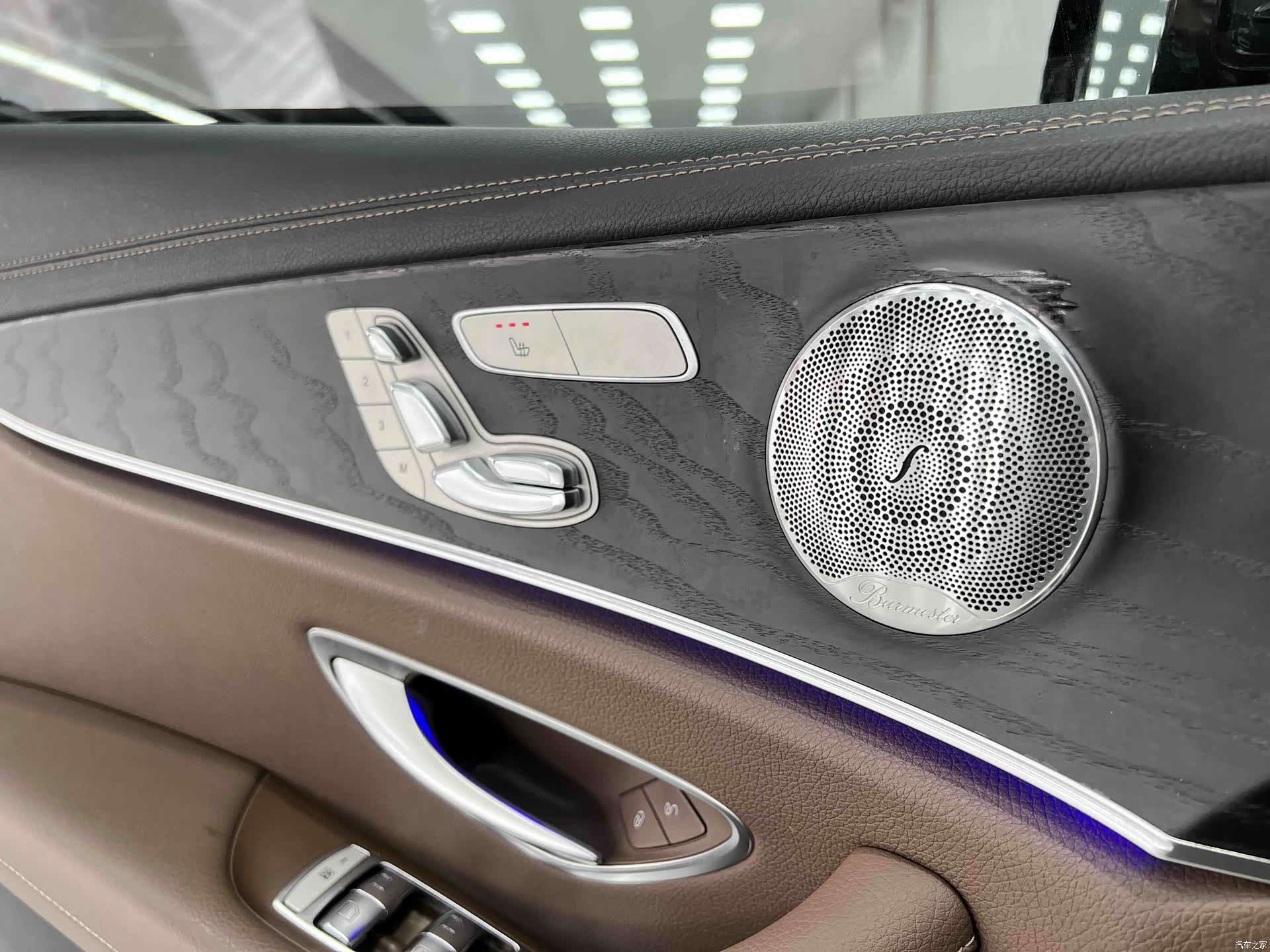 Mercedes-Benz E-Class, 2021 12