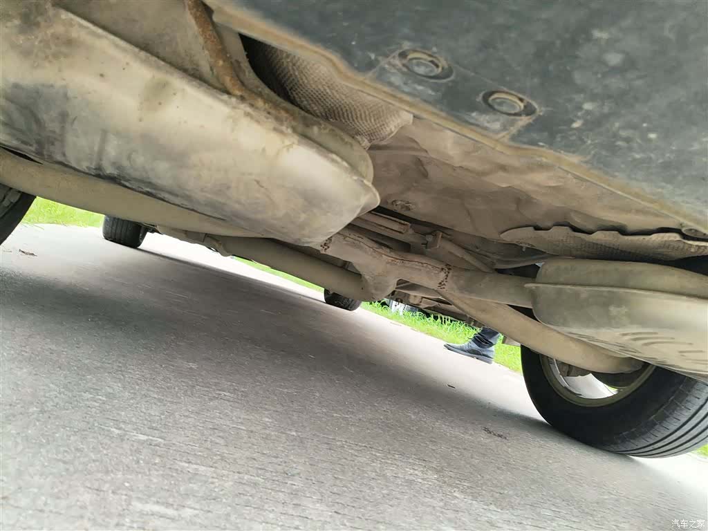 Roewe 950, 2015 25